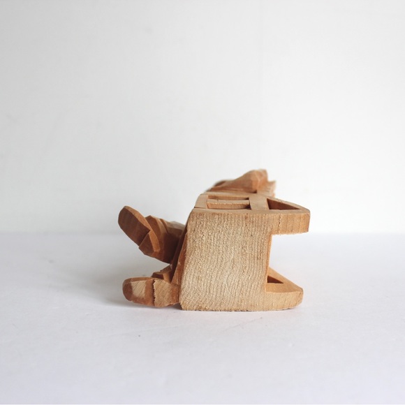 Vintage D. Daigle Signed Québec Hand Carved Wood Man, French Canadian Folk Art - Picture 7 of 7